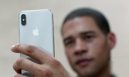 iOS 12更新:iPhone X支持录入2位用户脸部信息
