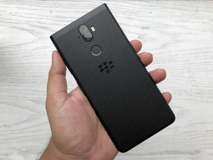 Blackberry Evolve/Evolve X上线印度:无物理全键盘