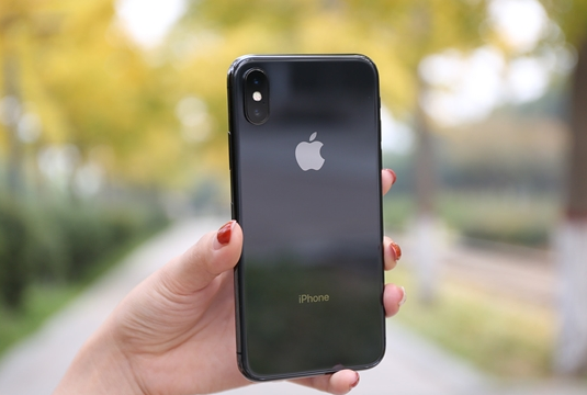 全靠新iPhone! 2018年苹果手机销量或达2.2亿