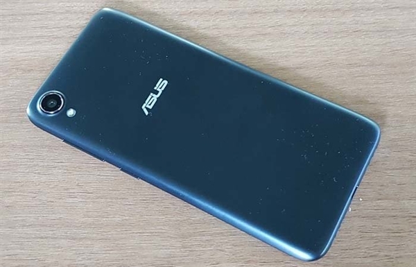 华硕ZenFone Live上线美国:运行Android Go系统