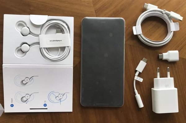 谷歌Pixel 3 XL全套包装泄露:无悬念了!