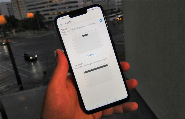 华为推Mate 20 Lite：6.3寸刘海屏