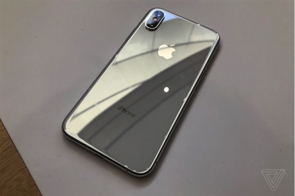 iOS 12.0.1正式上线:修复熄屏无法充电问题