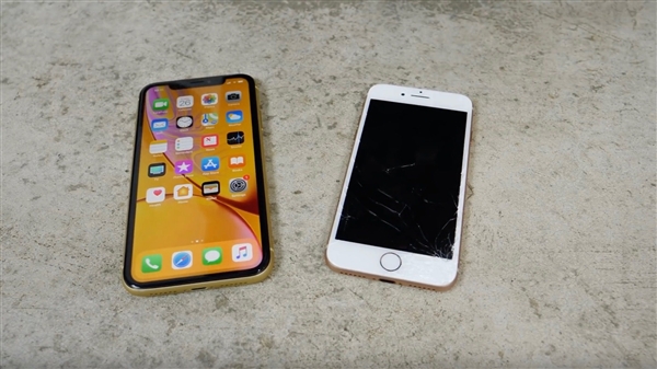 iPhone XR摔落实测：差远了！
