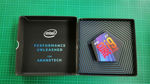 Intel i9-9900K样品泄露:原来长这样!