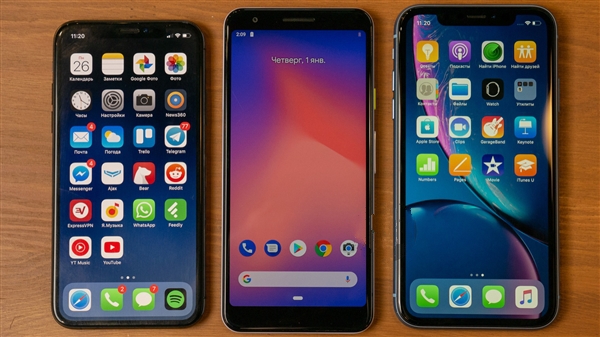 谷歌Pixel 3 Lite真机照曝光:塑料材质