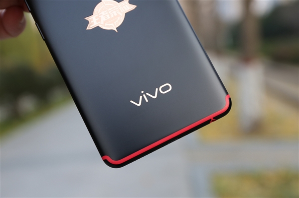 vivo 1817亮相GeekBench：单核883分，多核3307分
