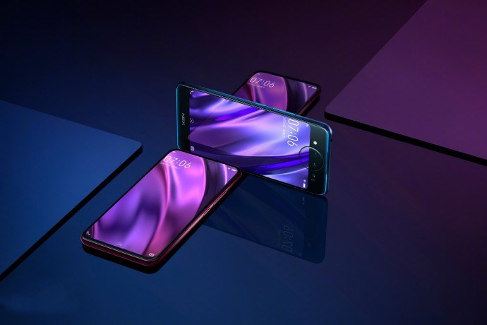 vivo NEX双屏版官方硬照公开:星环、三摄最亮眼