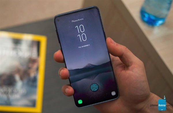 外媒:Galaxy S10+或内置两颗自拍镜头