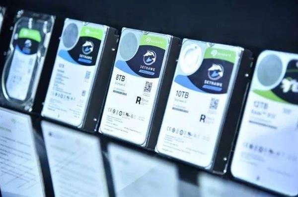 希捷已研发出全球第一款3.5英寸16TB企业级硬盘
