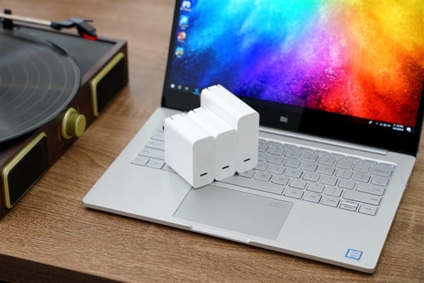 小米90W USB PD充电器被爆：支持20V/4.5A输出