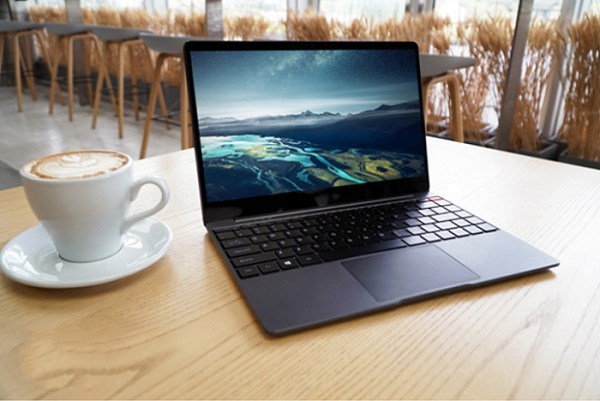 驰为Aerobook Windows 10亮相IndieGoGo开启众筹