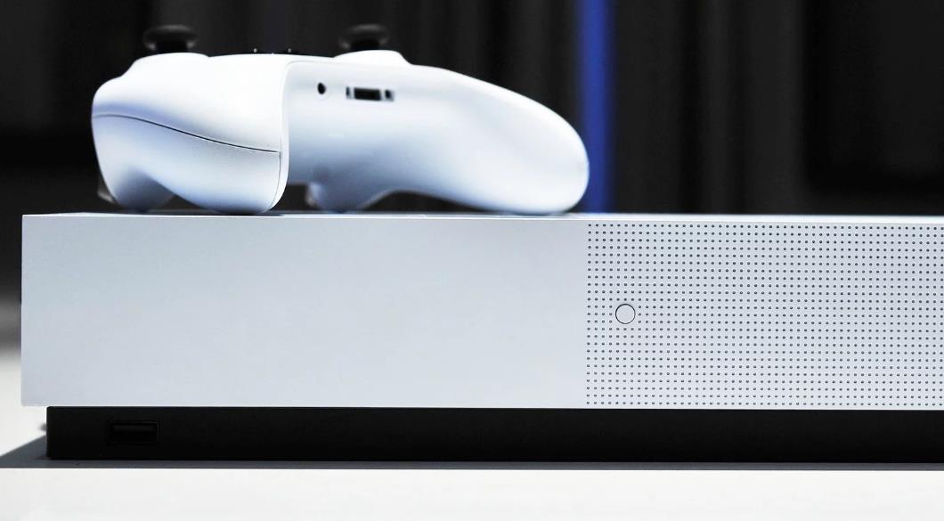 微软将在4月带来Xbox One S全数字版
