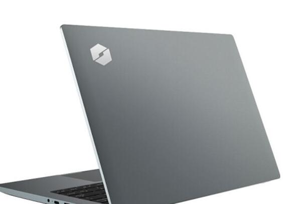 机械革命发S1 Pro:8GB 内存+512GB SSD
