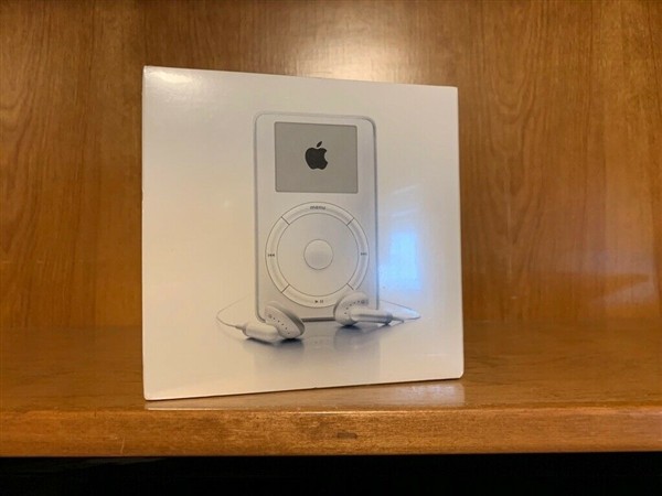 新苹果初代iPod拍卖价达13.7万元