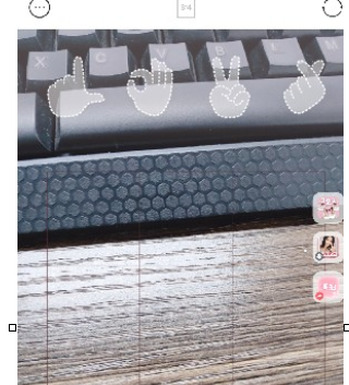 b612咔叽拍摄love手势的具体操作流程