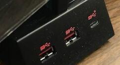 微星带来MEG Alchemy 700X机箱：曲面设计