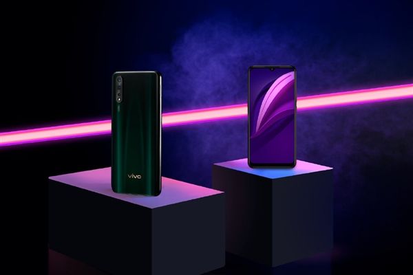 vivo Z5入网：4500mAh 7月底登场