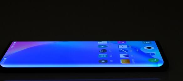 vivo NEX新旗舰入网：标配44W超级闪充