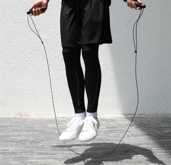 小米新品开卖智能训练跳绳：售价129元