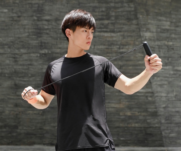 小米新品开卖智能训练跳绳：售价129元