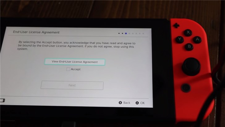 新款任天堂Switch入手：大灰屏