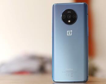 没悬念!未来一加手机将使用90Hz显示屏