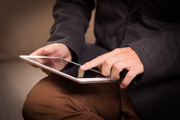 全新iPad Pro原来长这样：外形感人