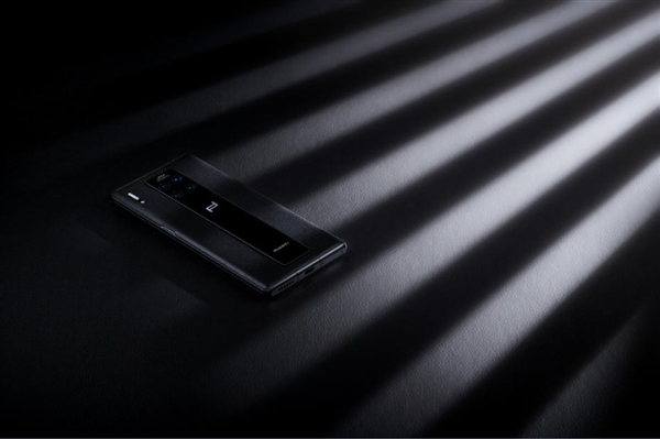 华为Mate 30 RS保时捷设计来了 供应两种配色