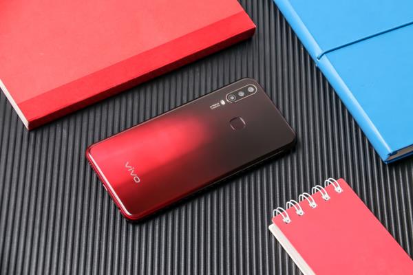 5000mAh+18W闪充 新机vivo U3x优势太多