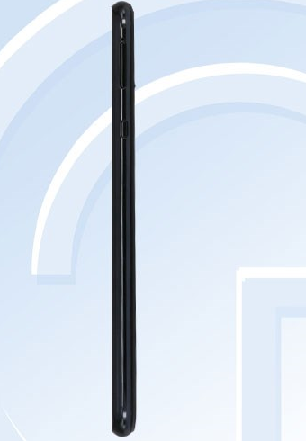 海信新机出现在工信部 后置四摄像头设计