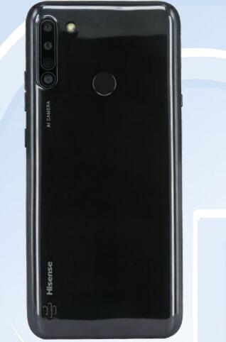海信新机出现在工信部 后置四摄像头设计