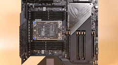 三代撕裂者TRX40主板：见识下真板皇