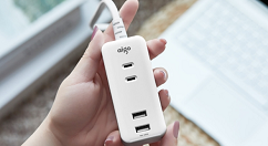 小米开卖迷你版三位插线板 ：还有2个USB
