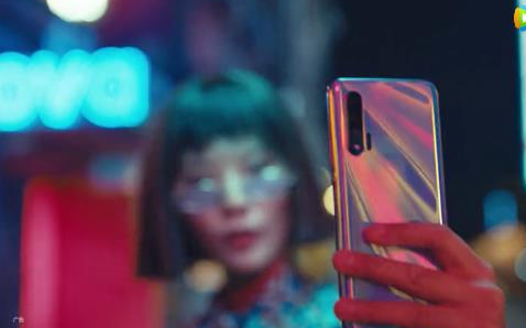 年轻人的第一款5G旗舰终于来了！完美