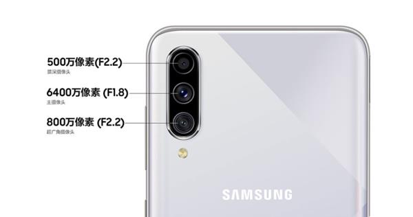 4500大电池+25W快充新机上架：续航无虞