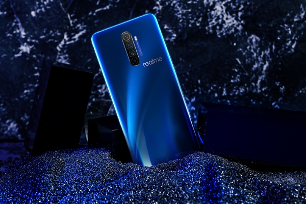 2019真正的旗舰杀手：这国产机惊动老外