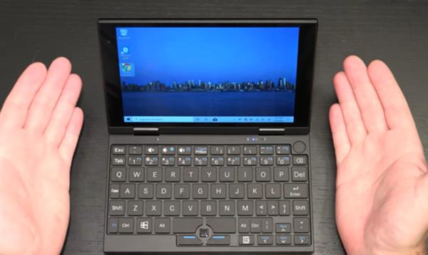 Win10笔记本：7英寸/539g 可爱迷你！