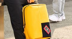 荣耀顶配青年双肩包上架：众筹价129元