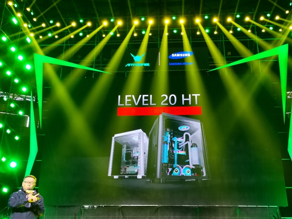 首创真三模：灵活连接不同设备+支持热键切换