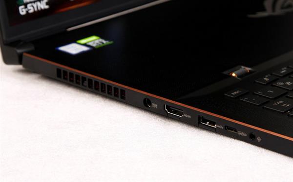 不愧是旗舰！Plus游戏本上手：才18.7mm厚