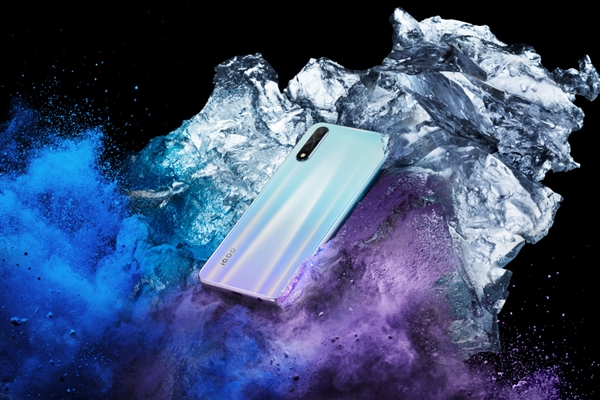 压轴款新机官宣：iQOO Neo 855 Plus