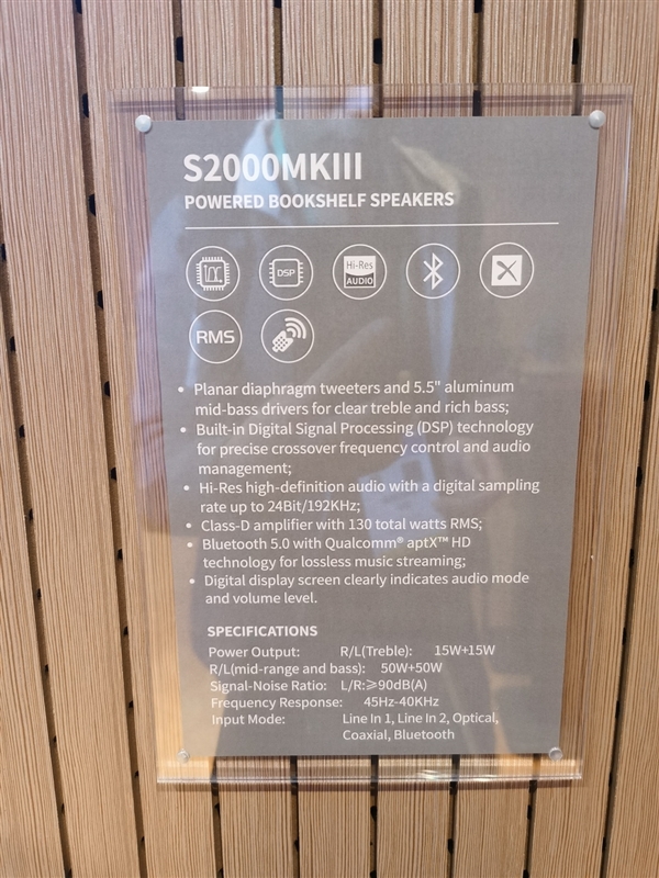 漫步者海量耳机：让我们的耳朵享受了一场饕餮盛宴！