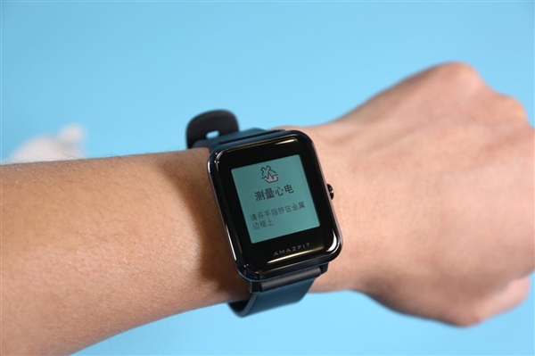 华米上架两款全新无线耳机 ：力求健康新生态