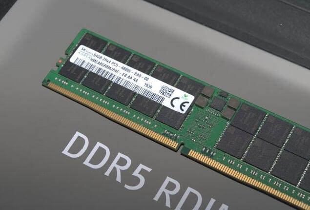 DDR5内存搭载288引脚：性能大大提升