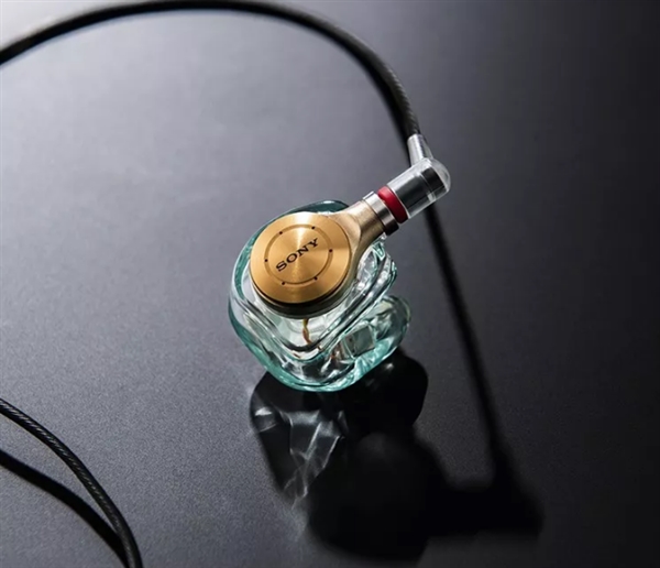索尼迎来第二代Just ear定制耳机：两种型号