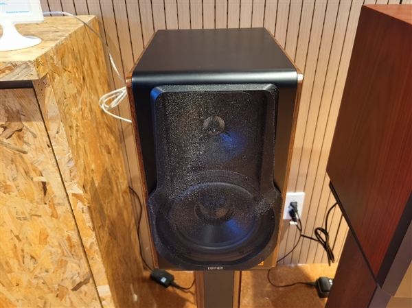 漫步者海量耳机：让我们的耳朵享受了一场饕餮盛宴！