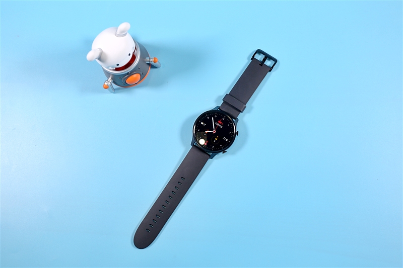 拼完功能又比颜值！小米第一个圆表评测