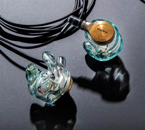 索尼迎来第二代Just ear定制耳机：两种型号