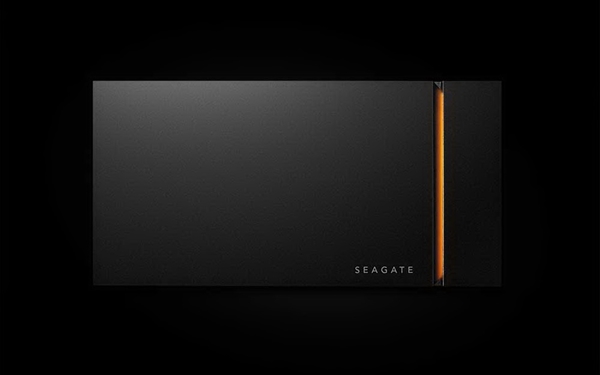 USB 3.2 SSD快得2GB/s：带五年有限质保